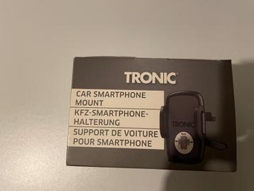 Nieuwe smartphonehouder voor in de auto beschikbaar voor biedingen
