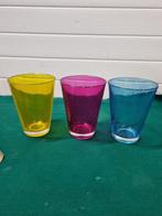 Vazen gekleurd glas drie stuks, Huis en Inrichting, Woonaccessoires | Vazen, Ophalen of Verzenden, 'T Olde Gre-j, Info@toldegrej.nl