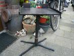Tafeltje, Huis en Inrichting, Tafels | Bijzettafels, Ophalen, Minder dan 55 cm, Gebruikt, Metaal of Aluminium