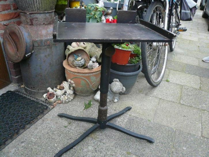 Tafeltje, Huis en Inrichting, Tafels | Bijzettafels, Gebruikt, Rechthoekig, 60 cm of meer, Minder dan 55 cm, Metaal of Aluminium