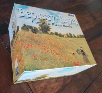 7 CD Box Debussy Ravel Complete piano music beschikbaar voor biedingen