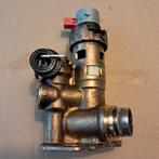 Vaillant messing driewegklep 0020132683 en motor, Doe-het-zelf en Verbouw, Verwarming en Radiatoren, Gebruikt, Minder dan 30 cm