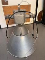 Industriële oude hanglamp (3 stuks) uit Poolse fabriek, Ophalen, Gebruikt, Metaal, 50 tot 75 cm