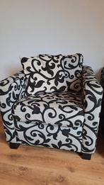 2 Stoelen met sierkussens bieden per stuk, Ophalen