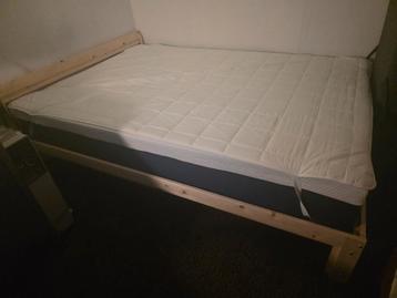 Ikea Bedframe 140 x 200 cm  - alleen afhalen op 21/22 dec - afbeelding 1