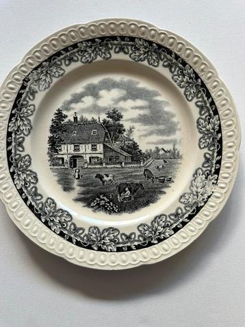 Vintage Decoratief Bord met Boerderij Scène beschikbaar voor biedingen