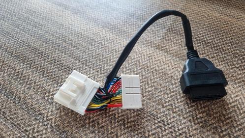 Tesla OBD2 poort verloopstekker (26 pins), Auto-onderdelen, Elektronica en Kabels, Gebruikt, Ophalen of Verzenden