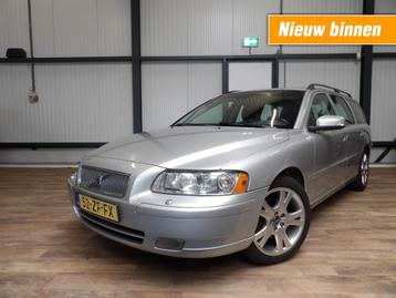 Volvo V70 2.4 D Summum automaat - leder - memory - navigatie beschikbaar voor biedingen