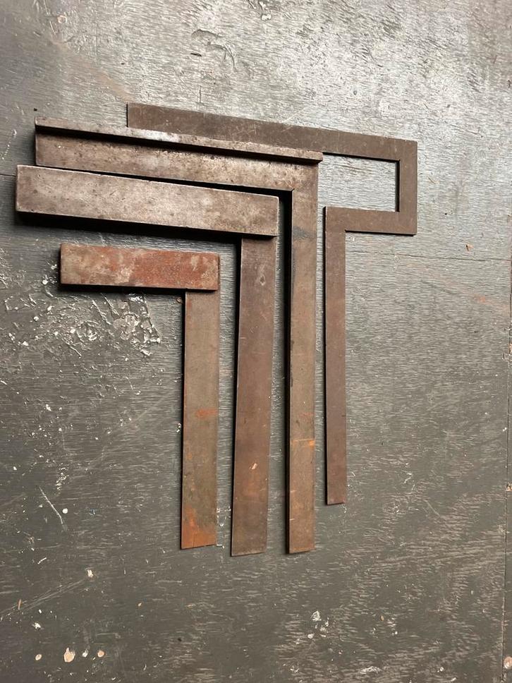 Set van gebruikte winkelhaken 4 stuks, Doe-het-zelf en Verbouw, Meetapparatuur, Gebruikt, Toebehoren, Ophalen of Verzenden