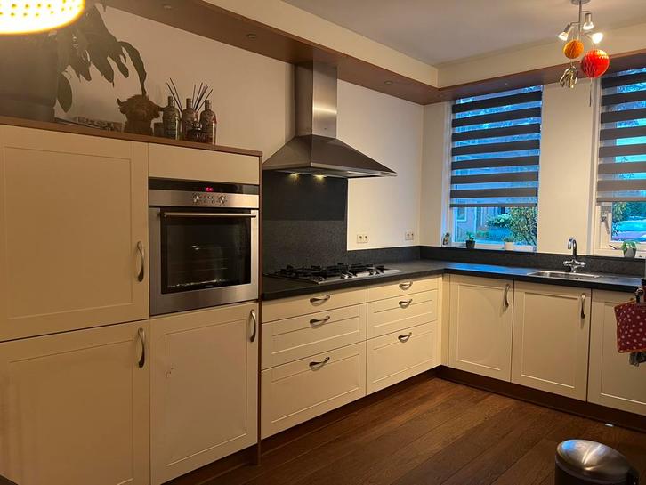 Bruynzeel keuken, Huis en Inrichting, Keuken | Complete keukens, Gebruikt, Hoekkeuken, Crème, Graniet of Steen, Ophalen