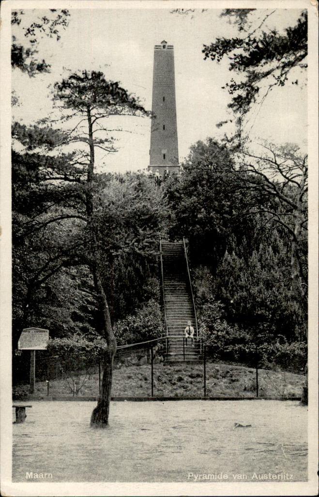 2 x Pyramide Austerlitz mooi gelopen, Verzamelen, Ansichtkaarten | Nederland, Gelopen, Utrecht, 1920 tot 1940, Verzenden