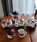Vintage servies, Huis en Inrichting, Keuken | Servies, Ophalen of Verzenden, Gebruikt, Overige stijlen, Kop(pen) en/of Schotel(s)