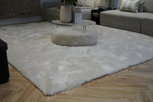 Karpi vloerkleed, Huis en Inrichting, Stoffering | Tapijten en Kleden, Zo goed als nieuw, 200 cm of meer, Rechthoekig, Wit, Ophalen
