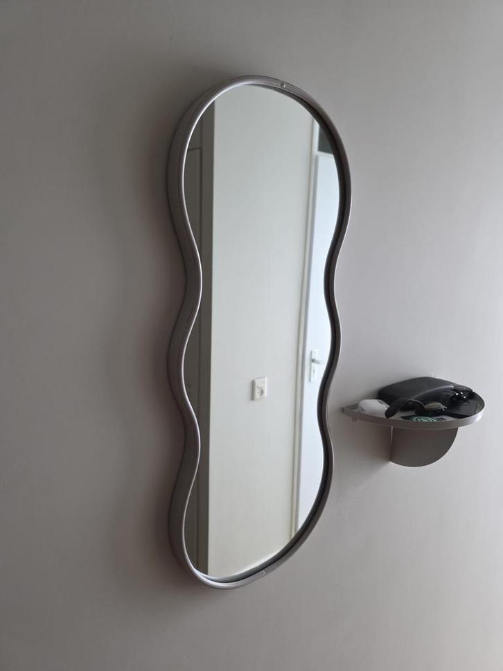 Kwantum Spiegel, Huis en Inrichting, Woonaccessoires | Spiegels, Zo goed als nieuw, 50 tot 75 cm, Minder dan 100 cm, Overige vormen