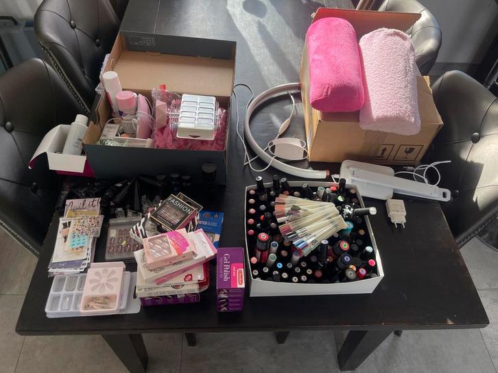 Grote Nagelstyling Set - Alles in een!, Sieraden, Tassen en Uiterlijk, Uiterlijk | Cosmetica en Make-up, Zo goed als nieuw, Make-up