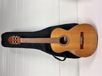A6743. Juan Salvador gitaar met tas