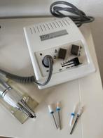 Nagelfrees met 4 bitjes, Ophalen, Zo goed als nieuw, Handen en Nagels