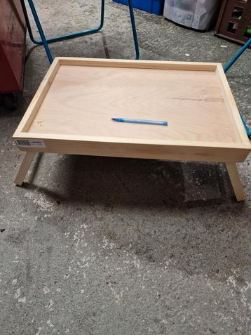 Houten Bedtafel / Dienblad beschikbaar voor biedingen