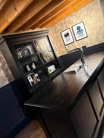 Authentiek Houten Bar met Tapkraan bruin cafe / kroeg beschikbaar voor biedingen