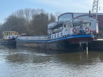Stalen motorschip/woonboot/ werkboot /  beschikbaar voor biedingen