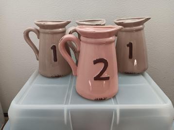 Mooie nieuwe vintage schenkkannen/bloemenvaas beschikbaar voor biedingen