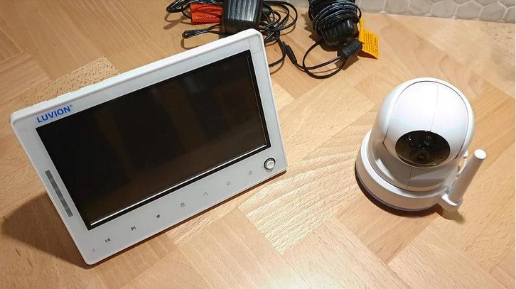 Goedwerkende Luvion Prestige touch 2, Kinderen en Baby's, Babyfoons, Gebruikt, 100 tot 250 meter, Camera, Digitaal, Terugspreekfunctie