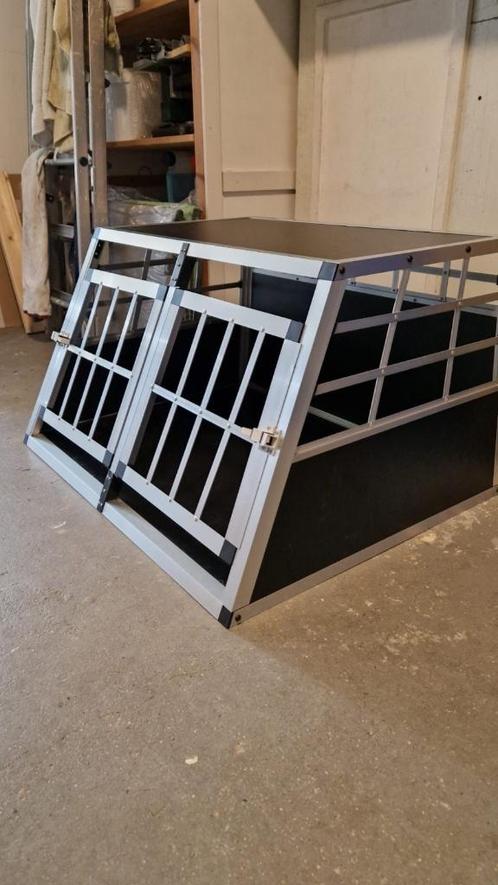 Tectake autobench middelgrote hond, Dieren en Toebehoren, Hondenbenches, Zo goed als nieuw, Ophalen of Verzenden
