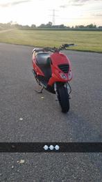 Piaggo nrg mc2 70cc dd lc, Fietsen en Brommers, Scooters | Piaggio, Ophalen, Zo goed als nieuw