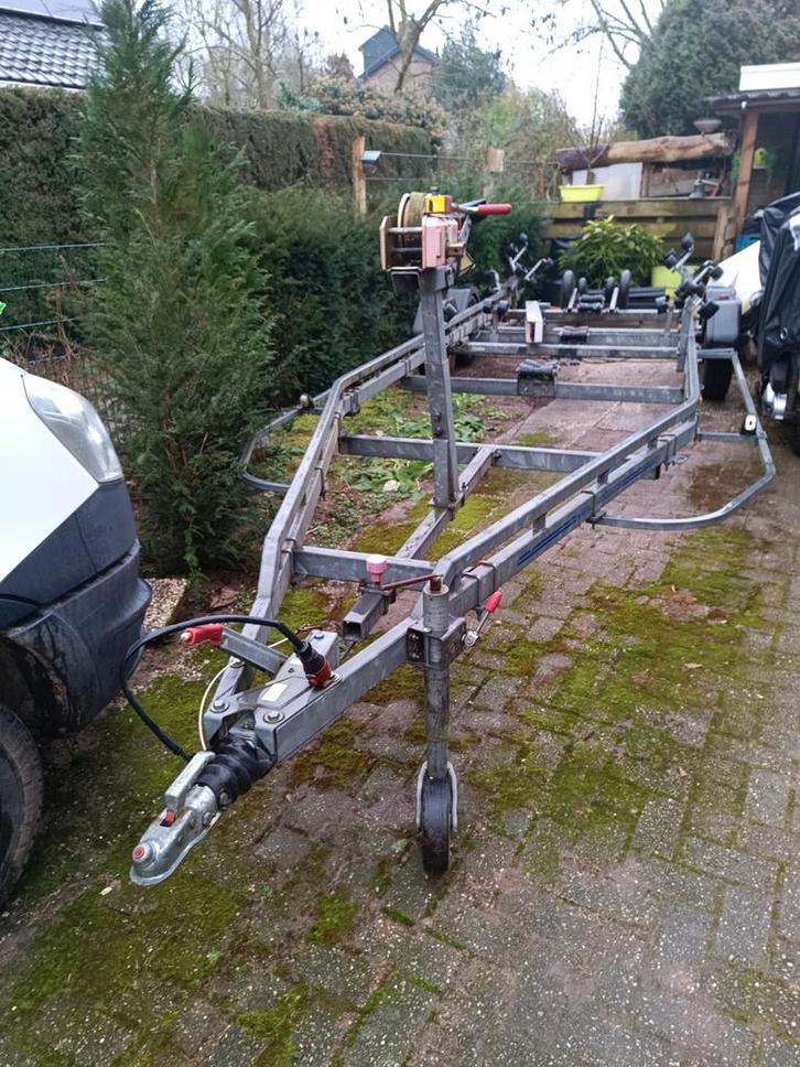 Humbaur boot trailer wegtrailer 2600 kg 7 meter boottrailer, Watersport en Boten, Boottrailers, Gebruikt, Sloepentrailer, 1500 tot 3000 kg