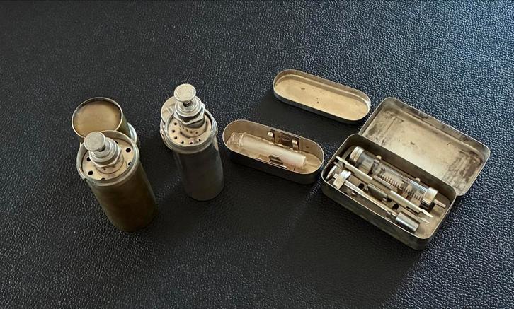 Antieke Injectiespuiten Set, Antiek en Kunst, Antiek | Gereedschap en Instrumenten, Ophalen of Verzenden