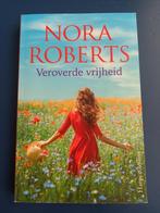 p11 Veroverde vrijheid - Nora Roberts, Ophalen of Verzenden, Zo goed als nieuw