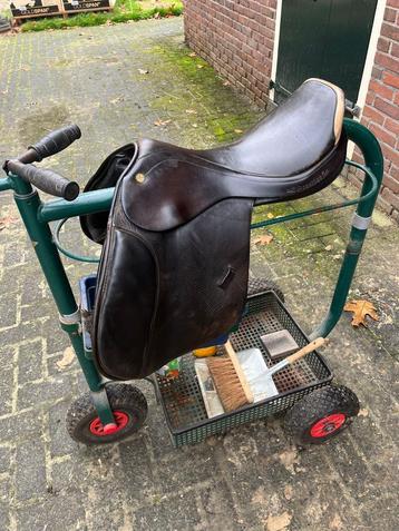  Bruin Springzadel 17.5 Inch beschikbaar voor biedingen