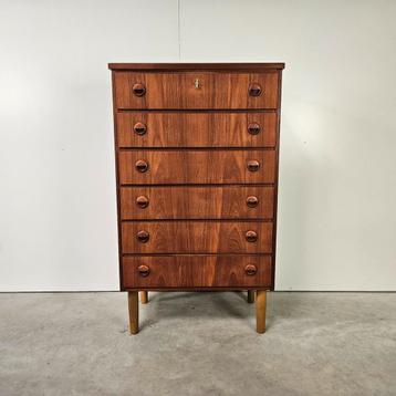 Vintage Deense hoge ladekast teak beschikbaar voor biedingen