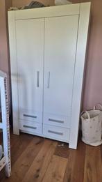 Mooie witte kledingkast, ideaal in tiener- of kinderkamer, Huis en Inrichting, Kasten | Kledingkasten, Ophalen, Gebruikt, 100 tot 150 cm