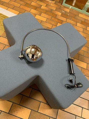 Vintage Space Age Arc boogwandlamp GEPO.487 beschikbaar voor biedingen