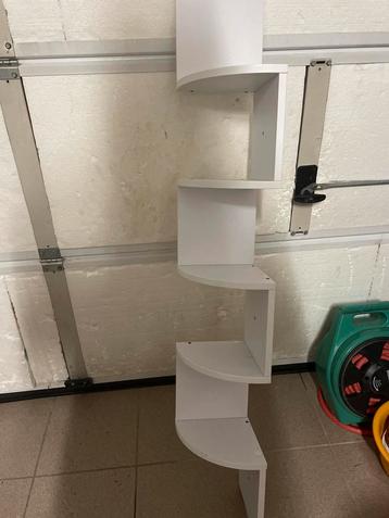Wandrek hoek wit - Mooie decoratie! beschikbaar voor biedingen