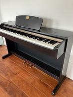 Digitale piano - Yamaha Clavinova CLP-320, Muziek en Instrumenten, Piano's, Piano, Ophalen of Verzenden, Zo goed als nieuw, Zwart