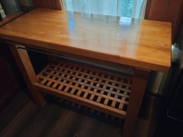 Massief houten keukentafel / werkbank – stevig en stijlvol beschikbaar voor biedingen