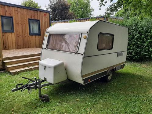 Caravan Eribette, Caravans en Kamperen, Caravans, Particulier, tot en met 2, 500 - 750 kg, Standaardzit, Hymer, 2 aparte bedden