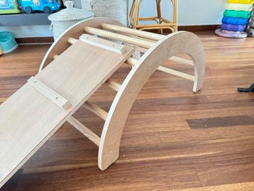 Montessori Klimrek met Glijbaan/Klimplank beschikbaar voor biedingen