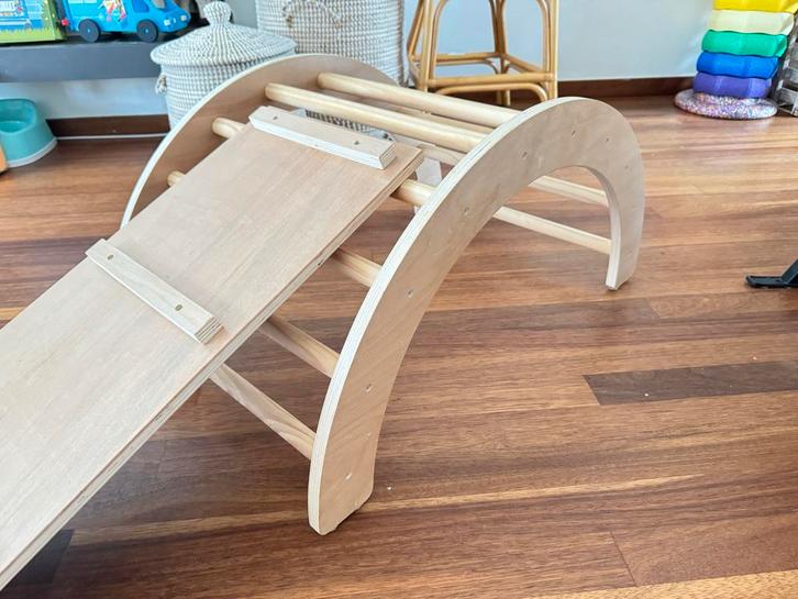 Montessori Klimrek met Glijbaan/Klimplank, Kinderen en Baby's, Speelgoed | Educatief en Creatief, Zo goed als nieuw, Ontdekken