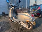 Lx50 touring :2013 geel kent  techn100% vespa piaggio sprint, Fietsen en Brommers, Scooters | Vespa, Ophalen, Gebruikt, Maximaal 45 km/u