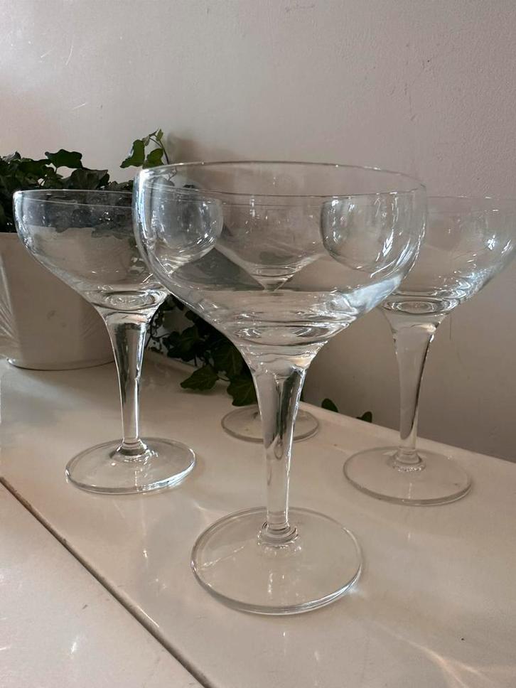 Set van 4 kristallen coupe champagne glazen, Antiek en Kunst, Antiek | Glas en Kristal, Ophalen of Verzenden