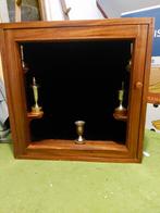 Oud vitrinkastje + 5 oude sport trofeeën voor 49.95 euro, Antiek en Kunst, Curiosa en Brocante, Ophalen