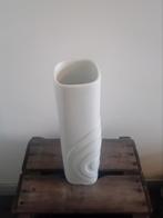 Design vaas 36cm, Huis en Inrichting, Woonaccessoires | Vazen, Overige kleuren, Aardewerk of Porselein, Ophalen of Verzenden, Zo goed als nieuw