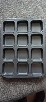 MASTERCLASS BAKVORM 12  VAKJES ANTI AANBAK, Ophalen of Verzenden, Zo goed als nieuw, Taarten, Bakvorm