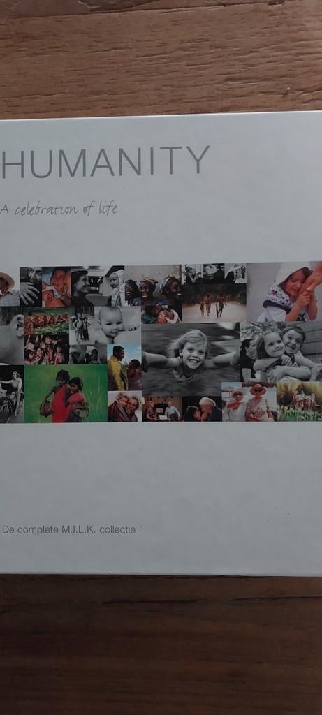 Humanity mooi Fotoboek, Boeken, Ophalen of Verzenden, Zo goed als nieuw