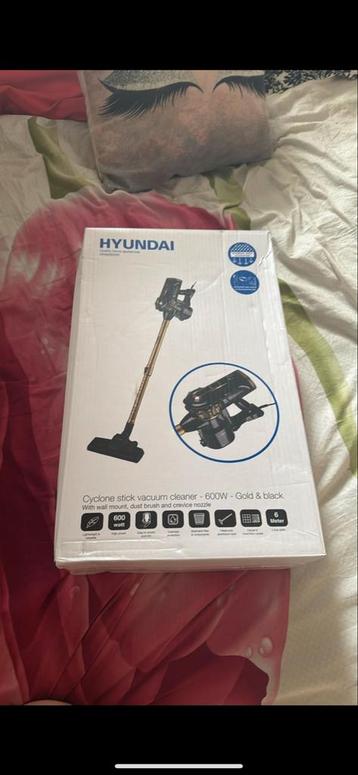 Hyundai Cyclone Stofzuiger - 600W - Goud/Zwart beschikbaar voor biedingen