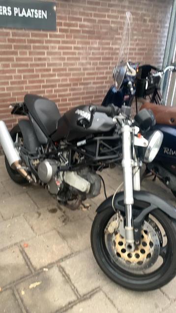 Ducati Monster 620ie Dark beschikbaar voor biedingen