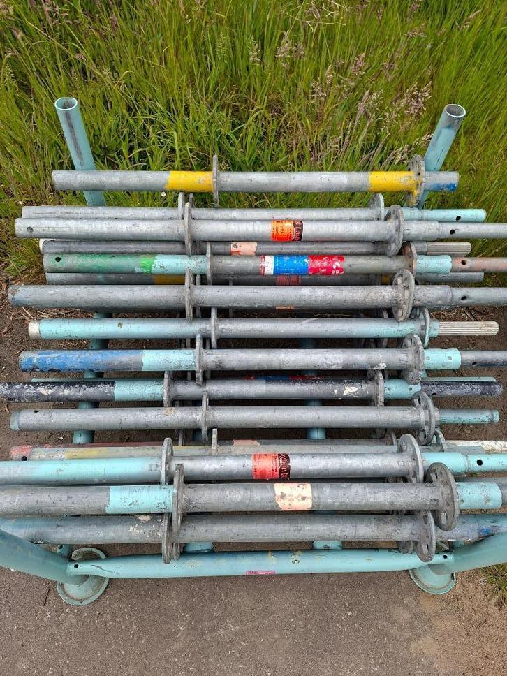 Layher Allround steigeronderdelen, Doe-het-zelf en Verbouw, Steigers, Gebruikt, Overige typen, 5 meter of hoger, Ophalen